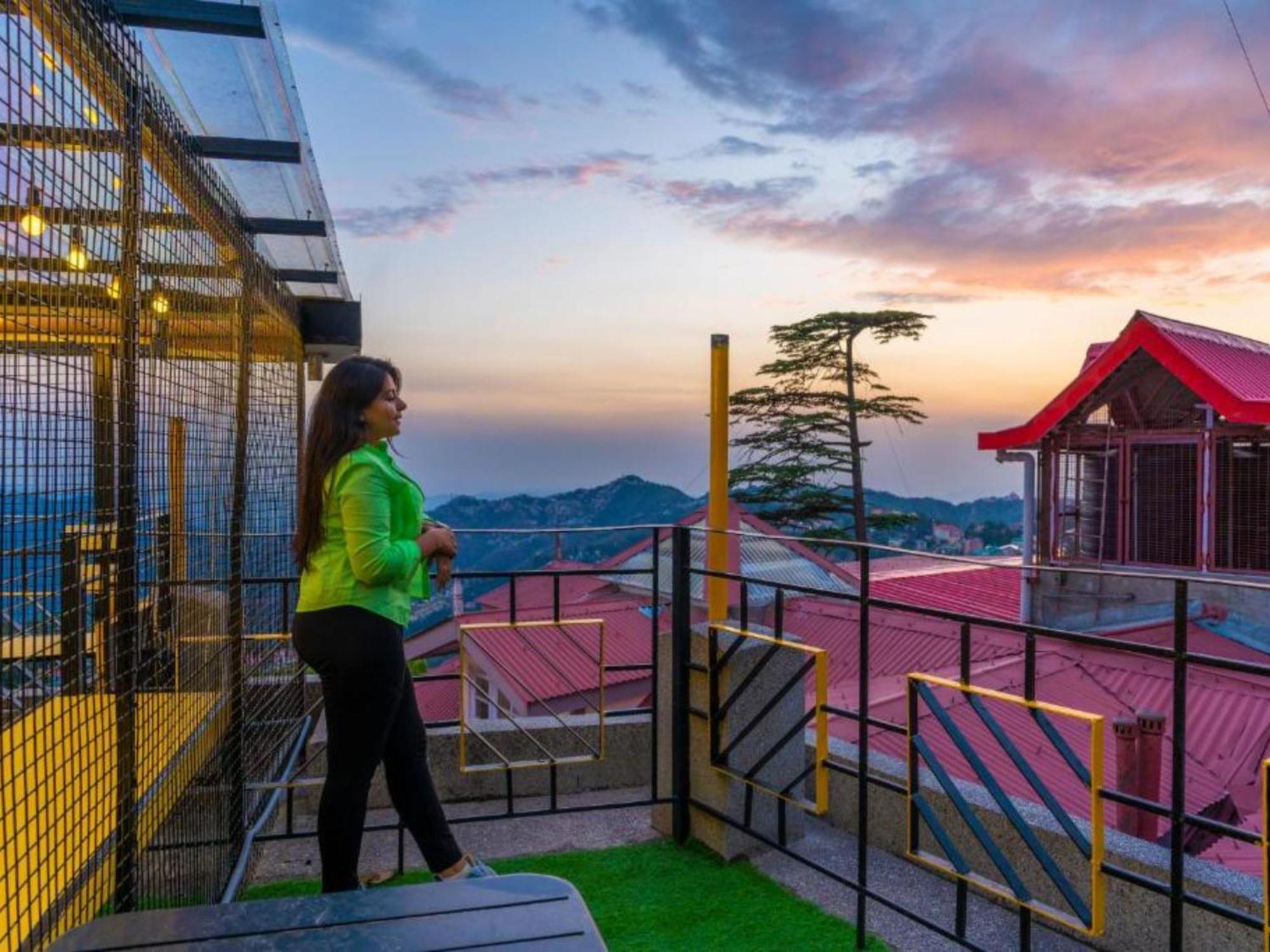 The Hosteller Shimla Buitenkant foto